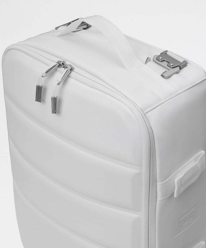 Douchebags The Cia Pro W. Shoulder Straps - White Out Tasker Diverse