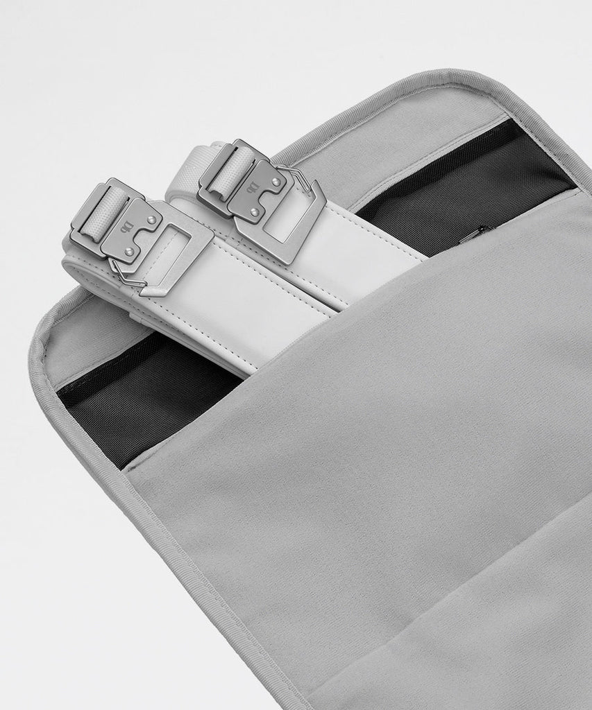 Douchebags The Cia Pro W. Shoulder Straps - White Out Tasker Diverse