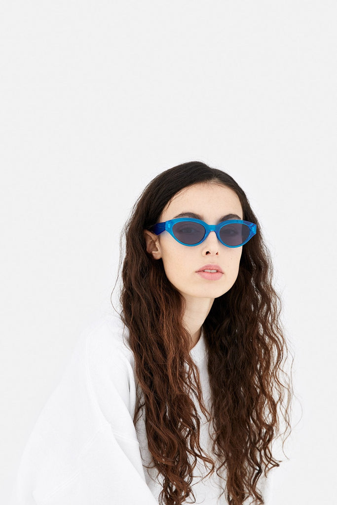 RETROSUPERFUTURE Drew Hot Blue - 53 sunglasses