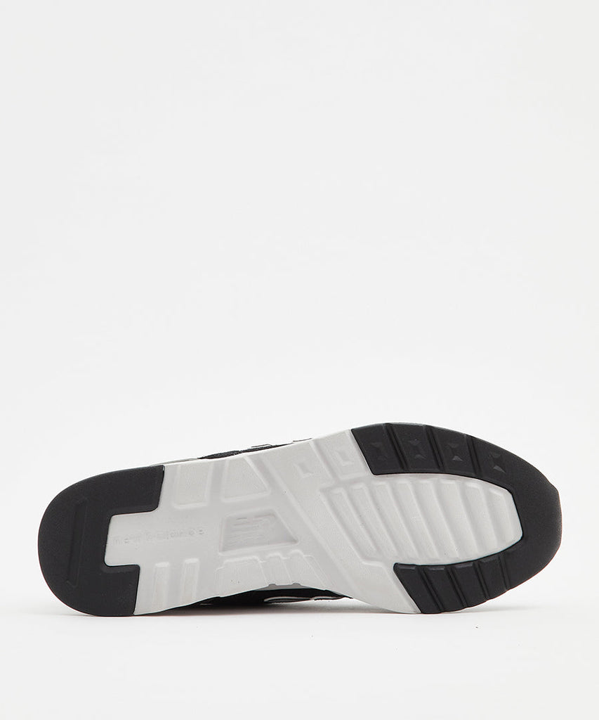 New Balance CM997HBK - Black sneakers