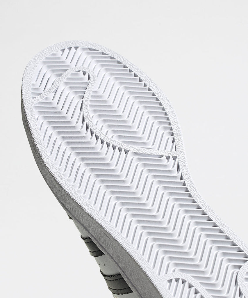 Superstar Cloud White Core Black Cloud White