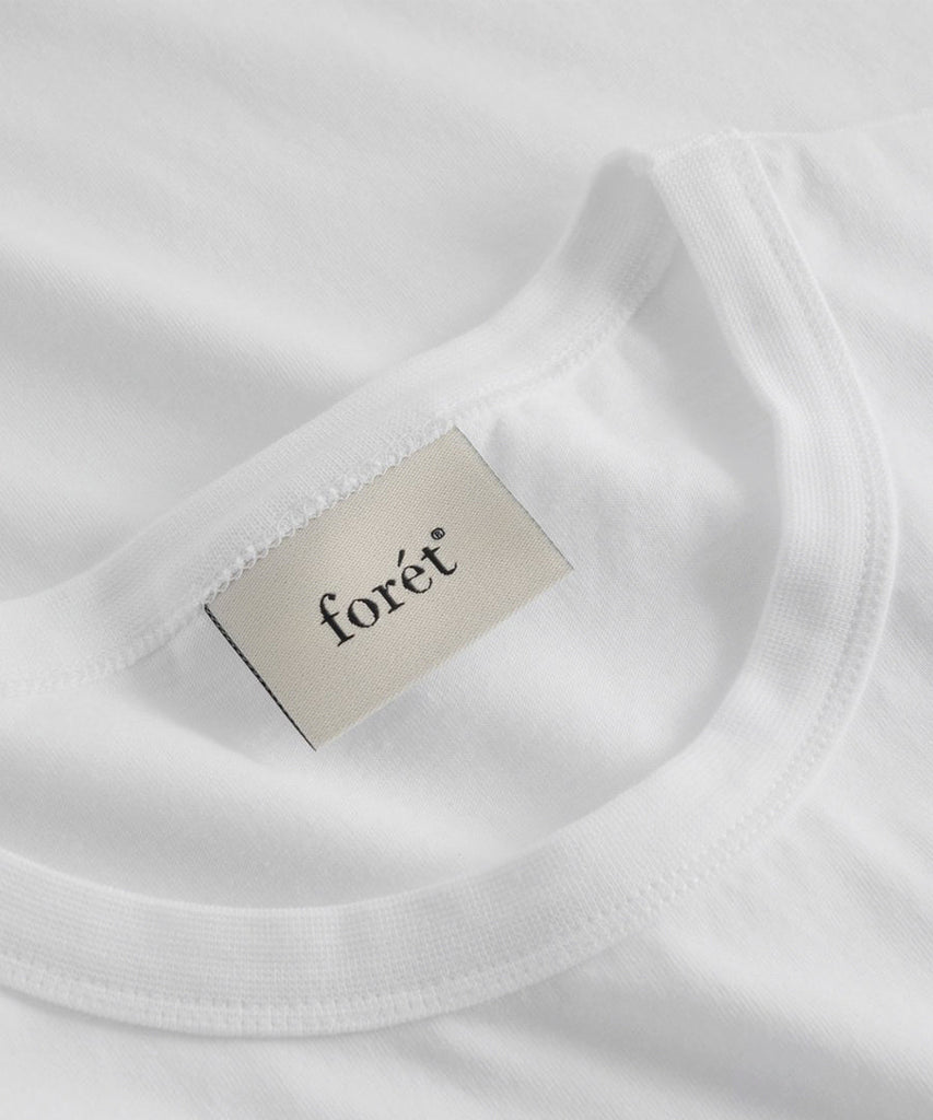 TIME T-SHIRT - WHITE/DARK GREEN-Forét-Packyard DK
