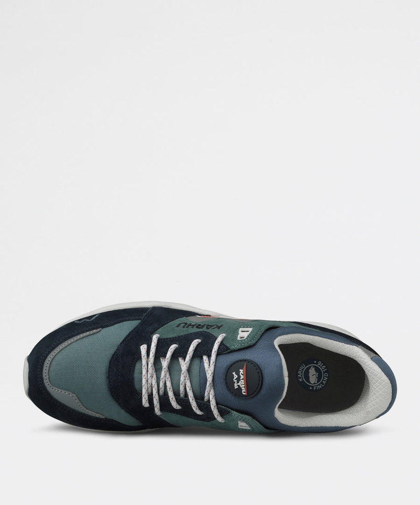 Aria 95 India Ink Trooper-Karhu-sneakers