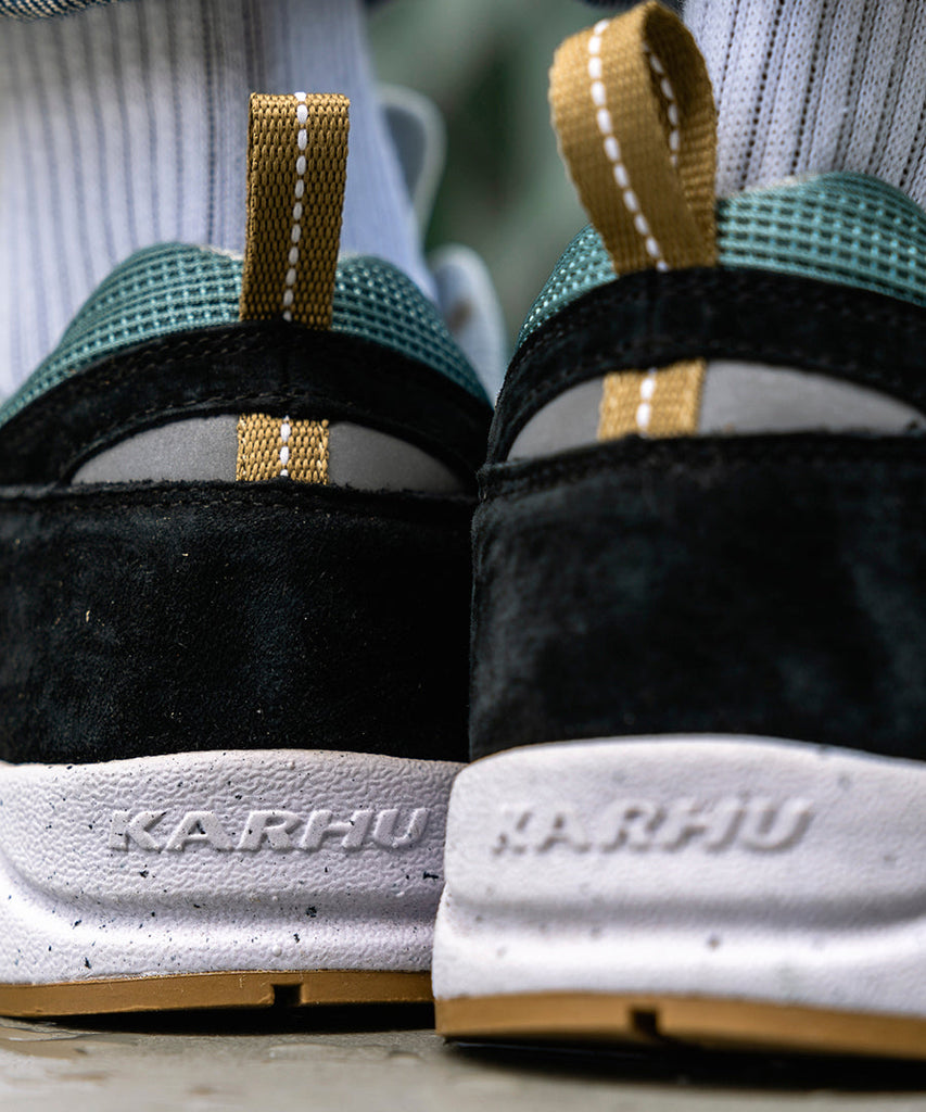 Karhu Fusion2.0 Jet Black Pale Aqua sneakers