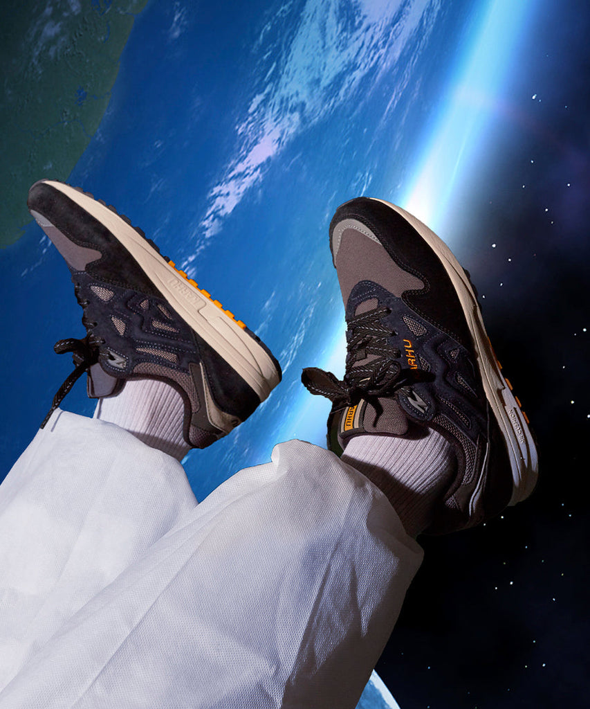 Legacy 96 - Jet Black India Ink-Karhu-sneakers
