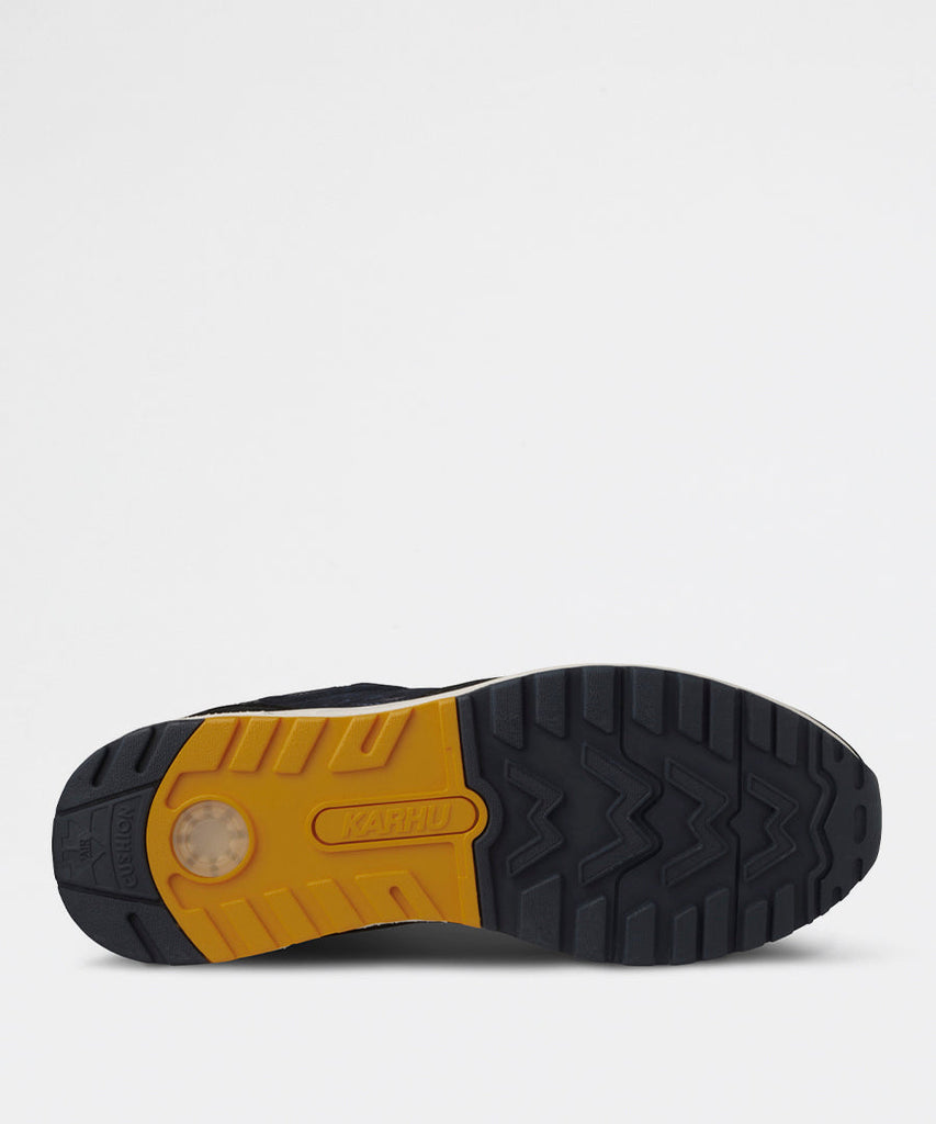 Legacy 96 - Jet Black India Ink-Karhu-sneakers