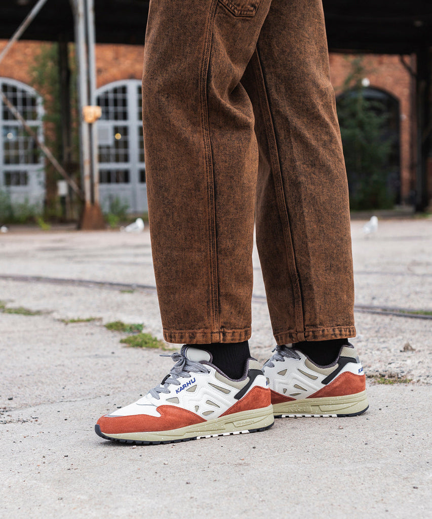 Legacy 96 Apricot Brandy Bright White-Karhu-Packyard DK