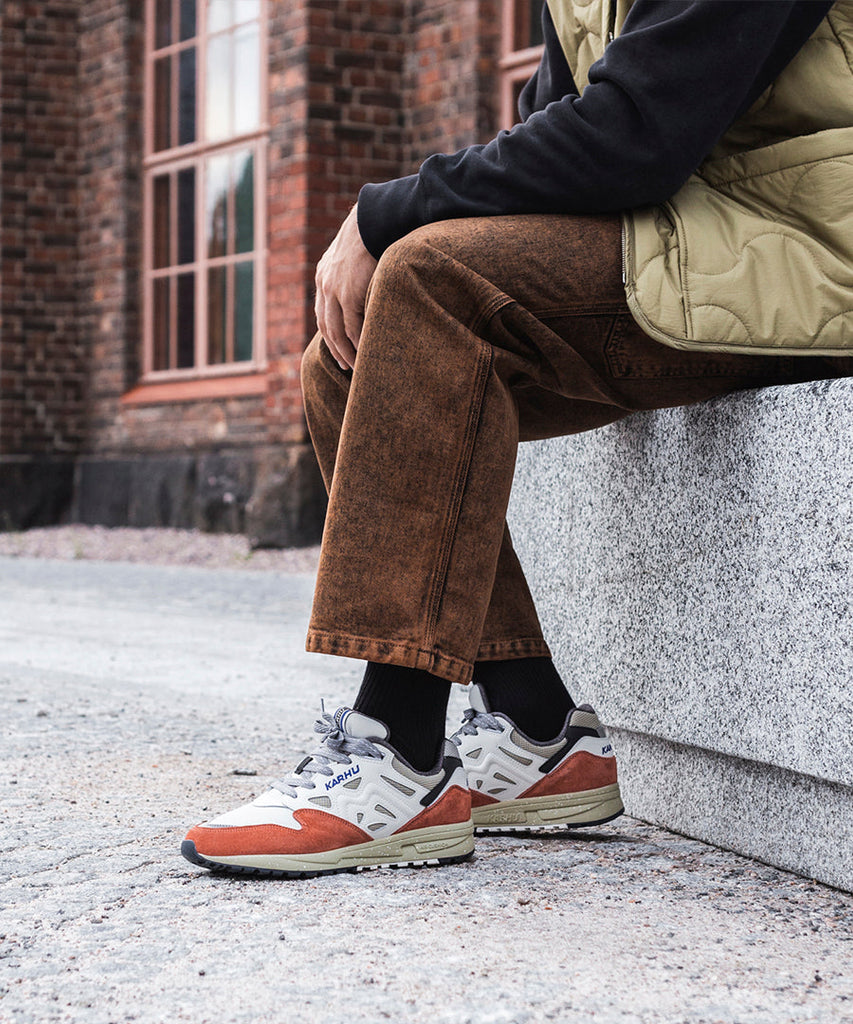 Legacy 96 Apricot Brandy Bright White-Karhu-Packyard DK