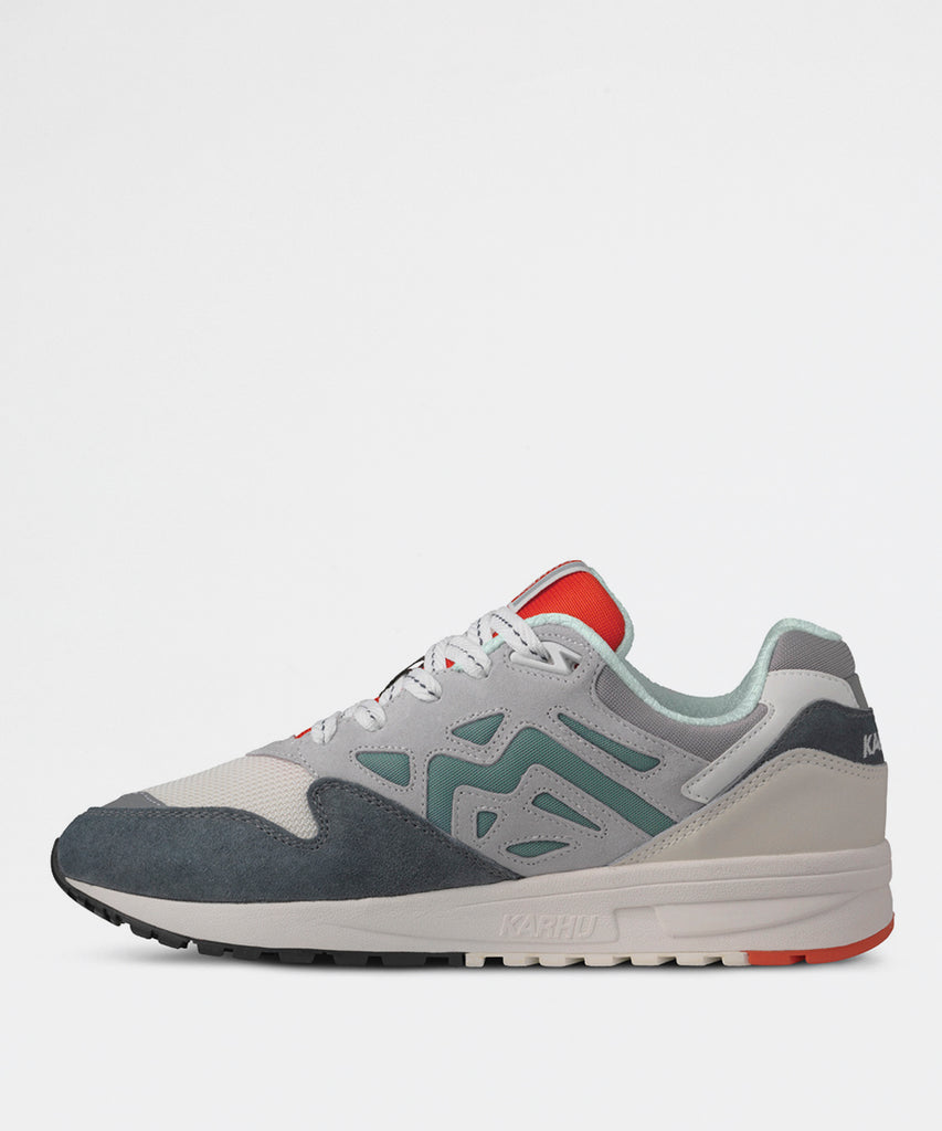 Legacy 96 - Turbulence Dawn Blue-Karhu-Packyard DK