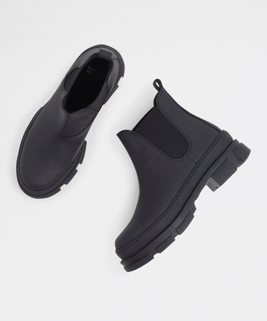 Irean Chelsea Black Rubberised Leather-Garment Project-Packyard DK