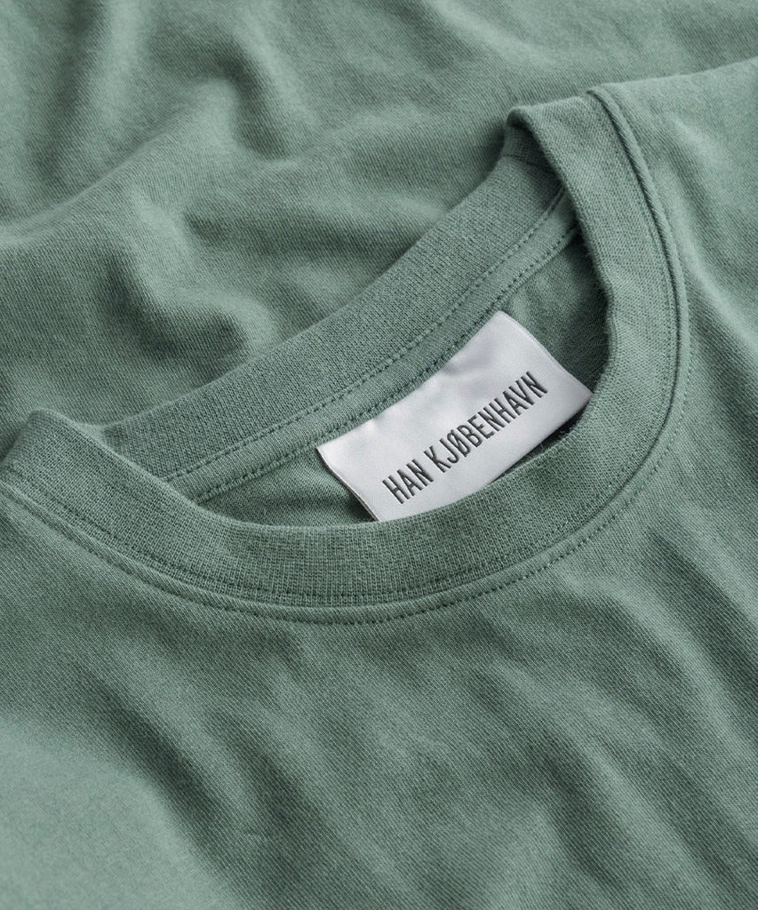 Casual Tee Long Sleeve - Dusty Green Logo-Han Kjøbenhavn-Packyard DK