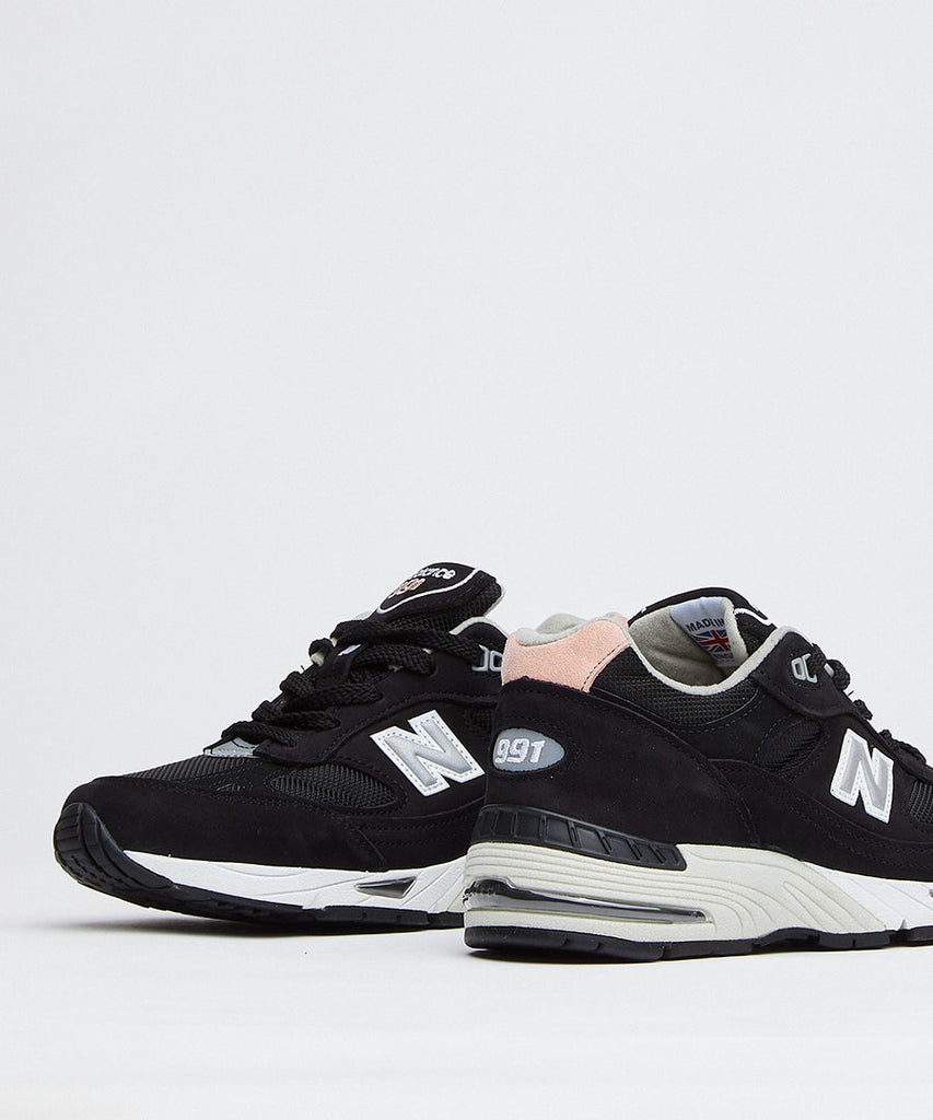New Balance W991 KKP Black Pink sneakers