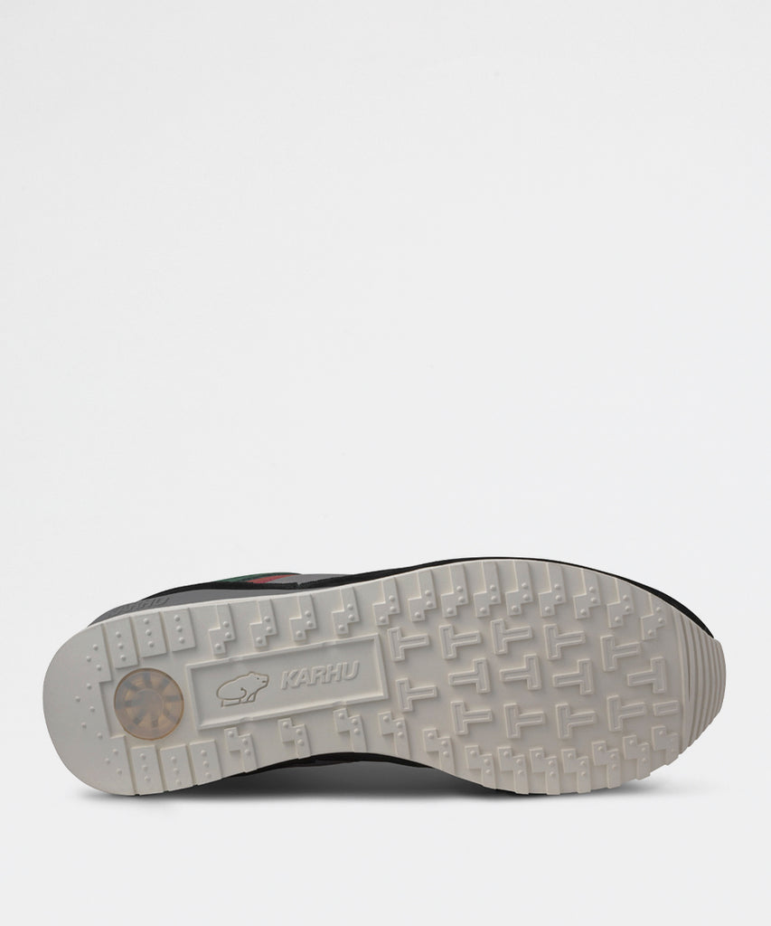 Synchron Classic Jet Black Hot Sauce-sneakers-Karhu