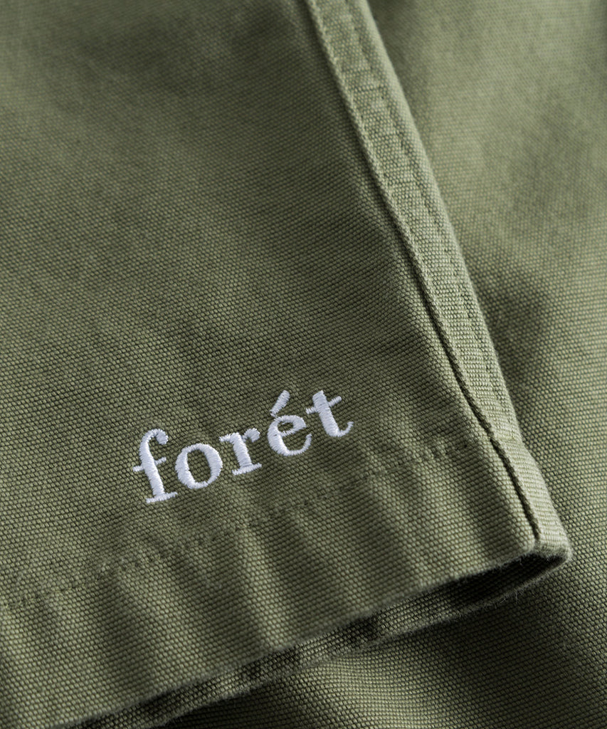 Home Shorts - Dusty Green-Forét-Packyard DK