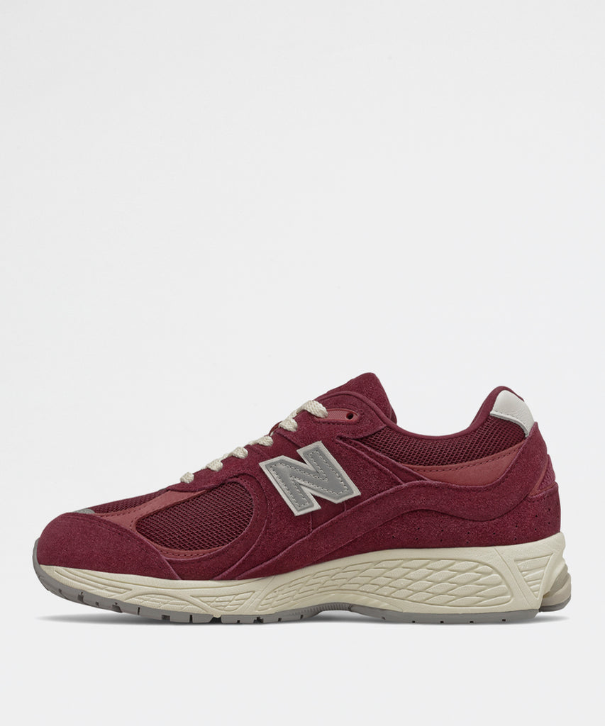 M2002RHA Garnet Deep Earth Red-New Balance-Packyard DK